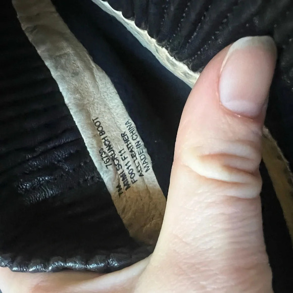 Frye Black Mimi Scrunch Boots, size 7 - Picture 8 of 8